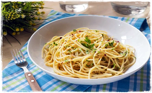 Spaghetti aglio, olio e peperoncino Immag706
