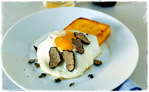 Uova fritte con polenta e tartufo Immagi47