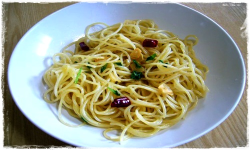 Spaghetti aglio, olio e peperoncino Xspagh10