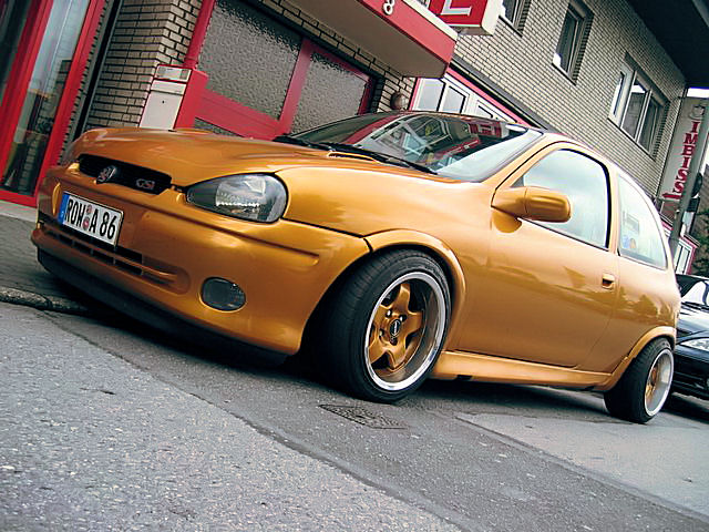 Opel  : Astra , Corsa , Antara , Vectra , Kadett , etc ... Corsa210
