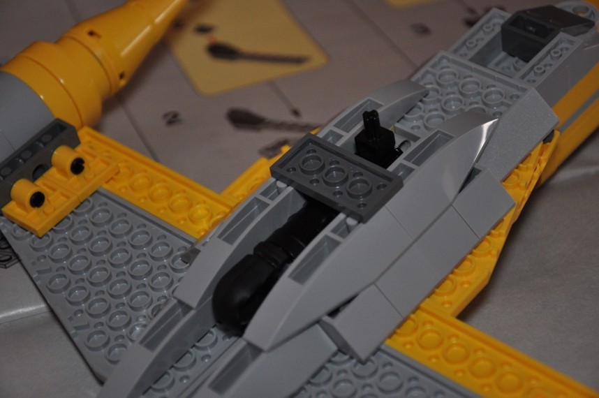 Lego - 7660 Naboo N-1 Starfighter et Vulture droid Dsc_0330