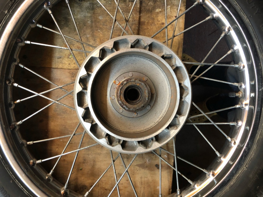 [STEIB S500] Moyeu de roue avec frein  Img_6413