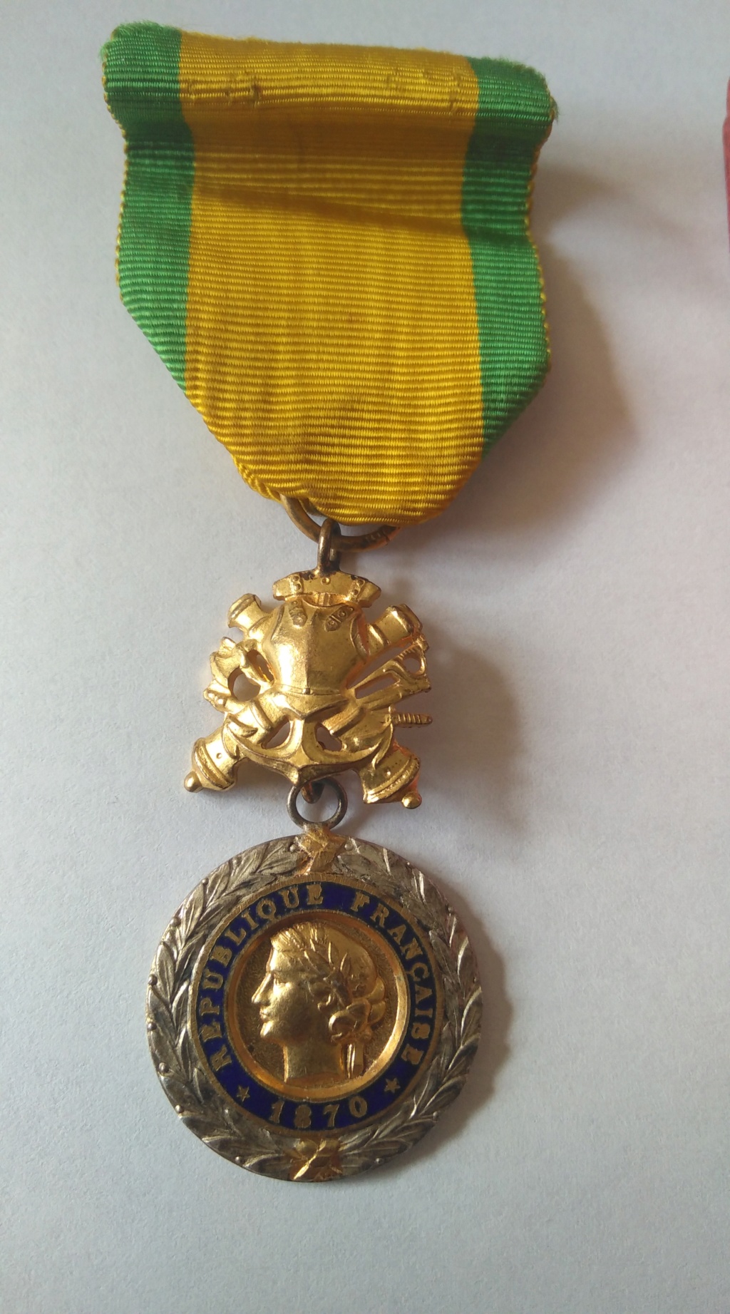 Médaille militaire uniface Img_1243