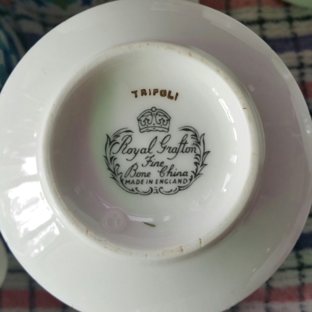 Royal Grafton Fine Bone China - Crown Lynn Ceramics (UK) Ltd 20200612