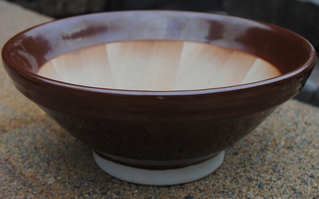 this is a Japanese suribachi  Dsc_9111