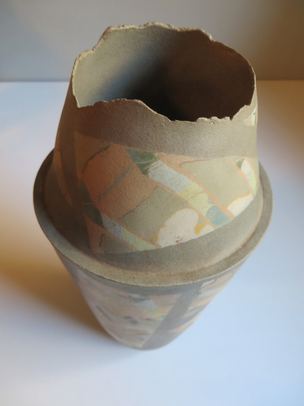 Bullet shaped vase with incised triangle mark - Tina Vlassopulos Img_9713