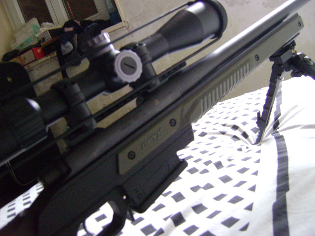 La crosse MDT ORYX pour  remington 700 SPS Varmint LH Dsc08669