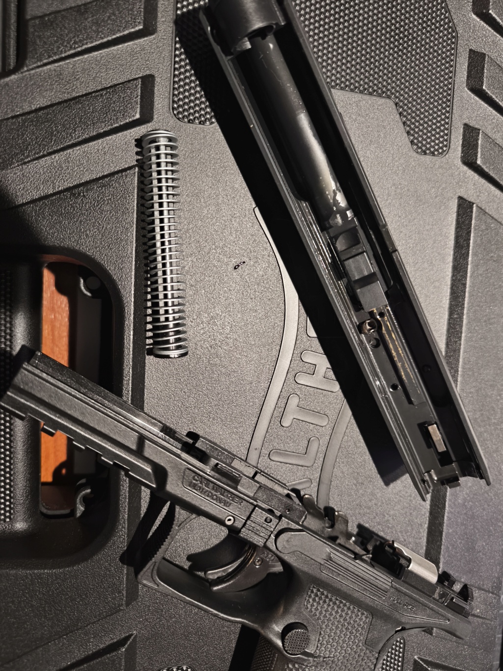 Présentation Pistolet Walther PDP Full Size 9x19, Navarre74 Img_2046