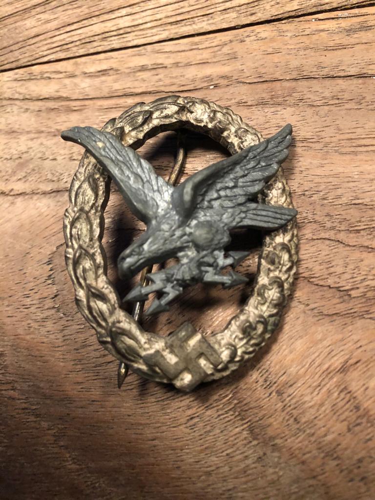 Badge luftwaffe bon? Img-2042