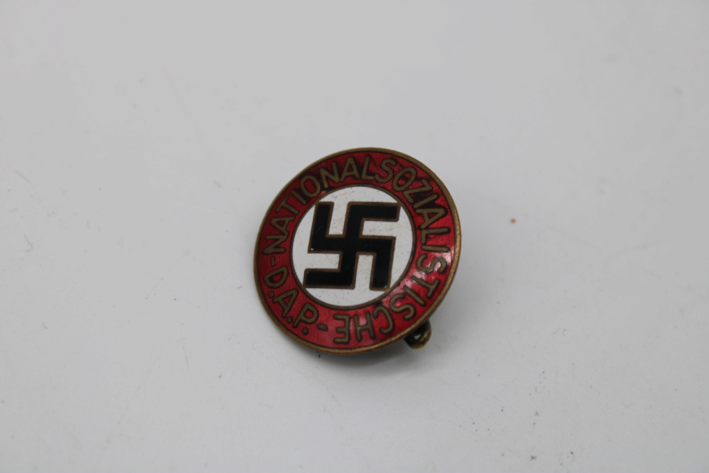 Badge NSDAP bon ou pas ? Img_9138