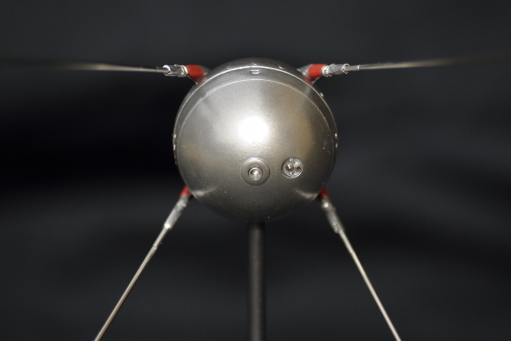 Sputnik-1 1/24 Red Iron Models - Page 2 Ae-spu12