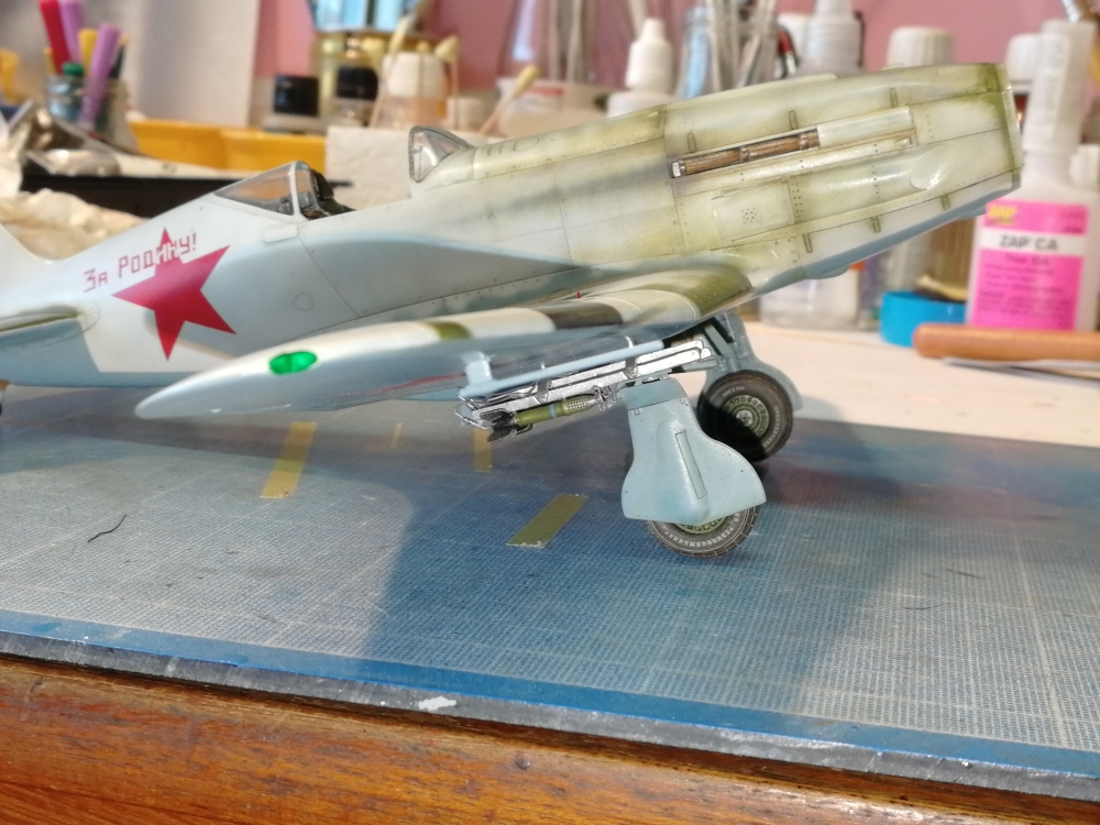 [Trumpeter] 1/32 - Duo de Mikoyan-Gourevitch MiG-3  (mig3) - Page 39 Cv_mig25