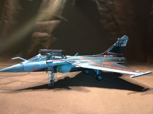 rafale c 1:48 revell   "rafale solo display 2018" - Page 2 40056210