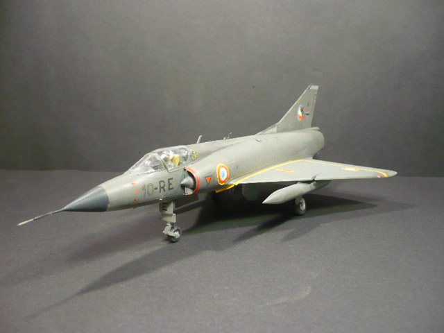 Mirage 2000C Revell 48e P1150842