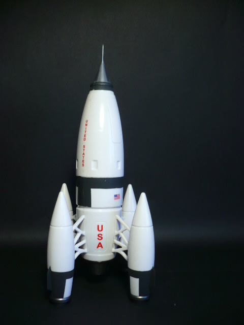 Apollo 27 rocket, Pegasus hobbies, 1/72e P1150874