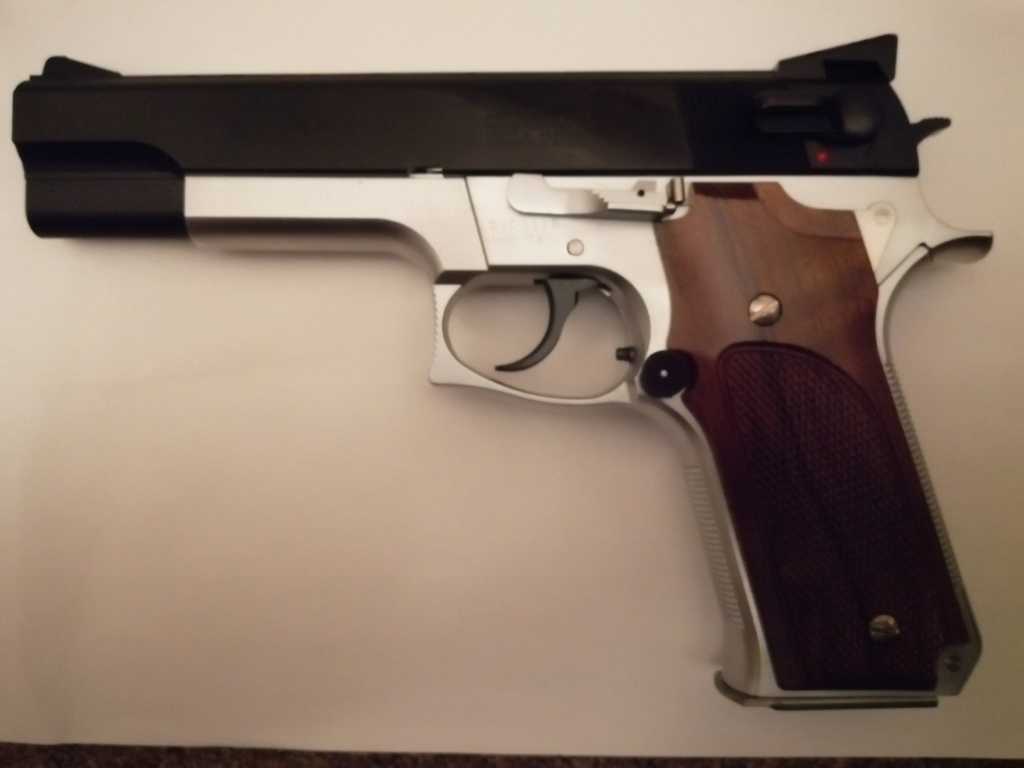 replicas of S&W M19 and S&W 745 74510