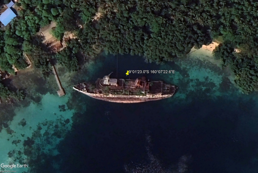Ballade en [Océan /Mer] Les plus belles épaves de bateaux visibles sous Google Earth Paqueb10