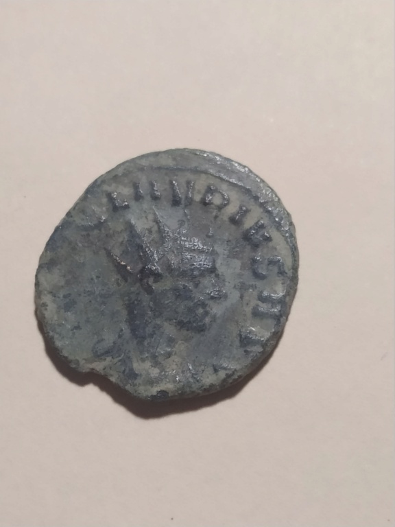 Antoniniano de Claudio II. LIBERT AVG. Libertad a izq. Roma Img_2228
