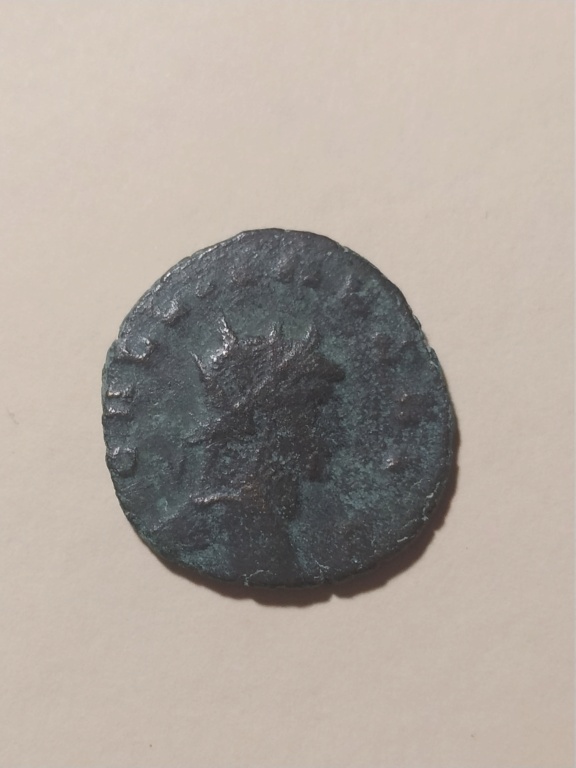Antoniniano de Galieno. APOLLINI CONS AVG. Centauro a izq. Roma Img_2234