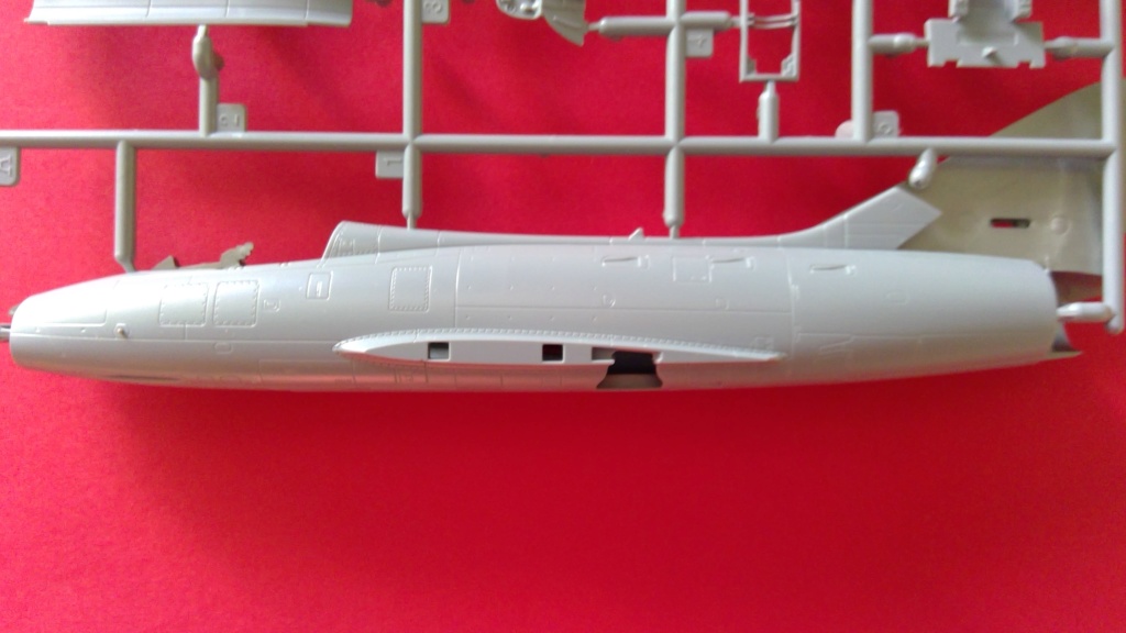 Comparatif DASSAULT SUPER MYSTERE B2 AIRFIX & AZUR FRROM au 72ème  Compar11