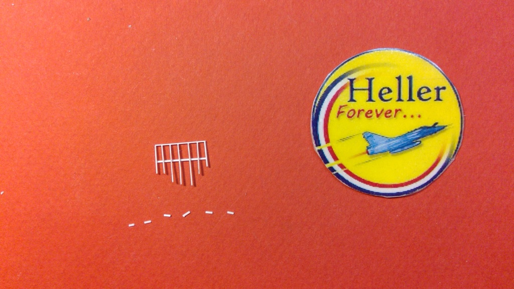 LOCKHEED F 94 B STARFIRE Réf 302 - Page 17 Hell2696