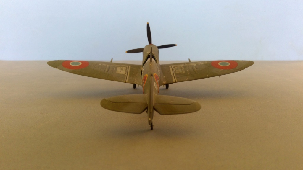 [REVELL] SUPERMARINE SEAFIRE FR.Mk III Flottille 1F. 2 juillet 1948 1/72ème Réf 04109 Reve2355