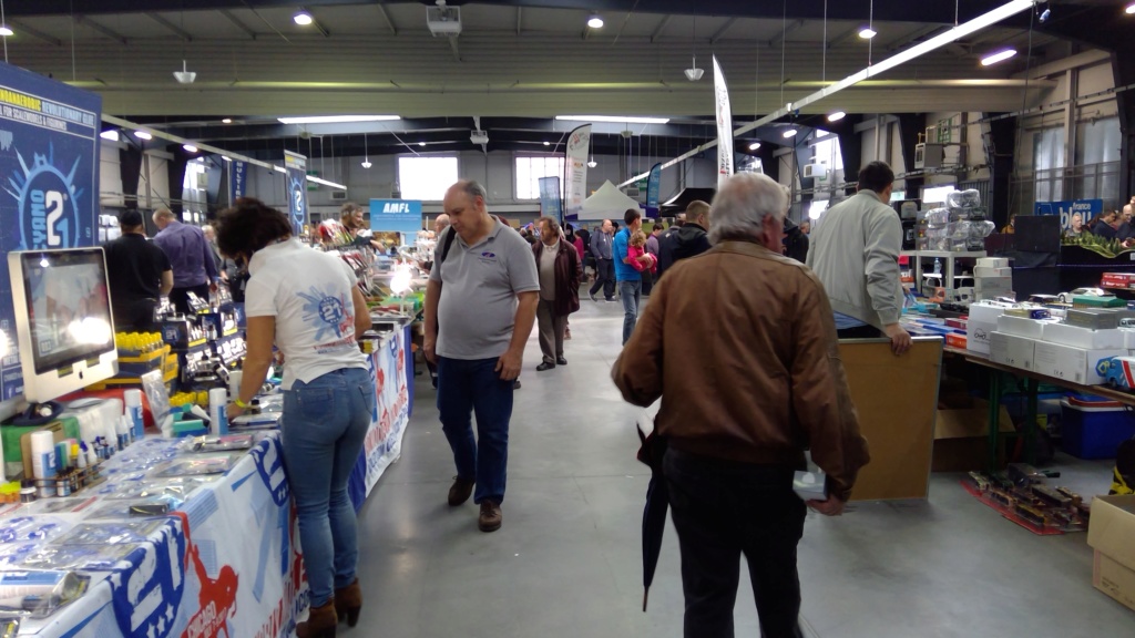 CHAMBERY (73 SAVOIE) Compte rendu du salon des 2 et 3 novembre 2019 ... Win_2246