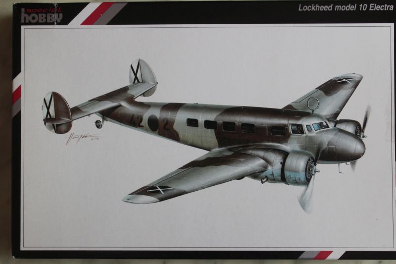[Special Hobby]Le Lookheed 10 Electra d'Amelia Earhart   ---- F I N I ----  Img_0112