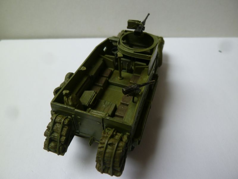 [Hasegawa] M3A1 Half Track - 97/84e CMT de la 2e DB P1120360