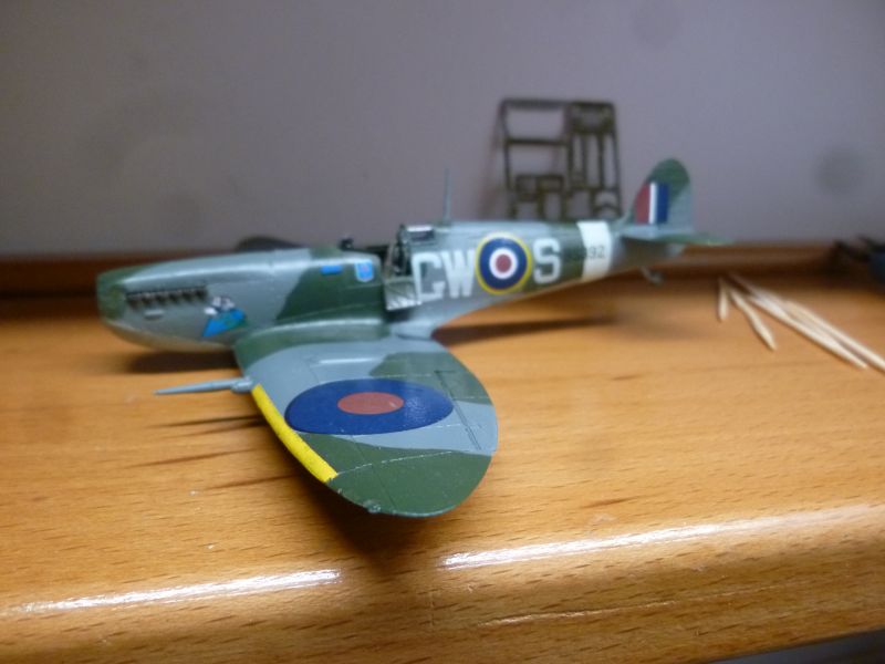 [Eduard] Spitfire Mk IX de Bernard Dupérier  ---- F I N I ---- - Page 2 P1140851