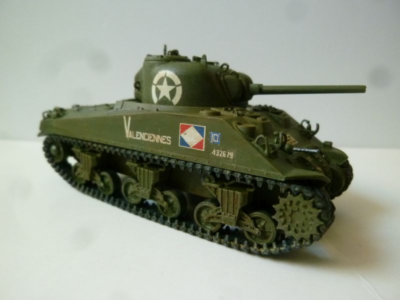 [Dragon] Sherman M4A4 - "Valenciennes" 2e RC de la 1ère DB ---- F I N I ---- P1150750