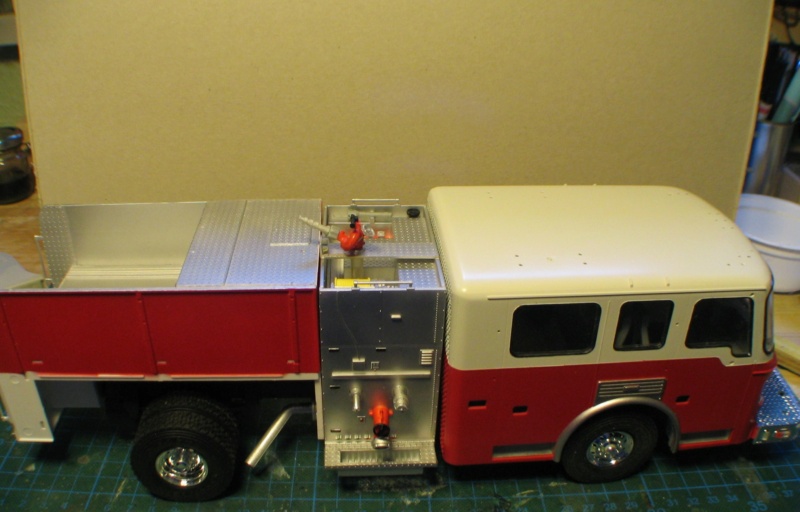 AMERICAN LaFRANCE Eagle Fire Pumper / Trumpeter, 1:25  Img_2517