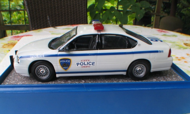 Revell 07068 Chevy Impala Police Car Img_4716