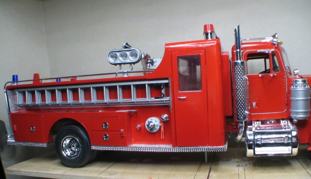 Peterbilt Firetruck 1:25 - Seite 5 Img_7439