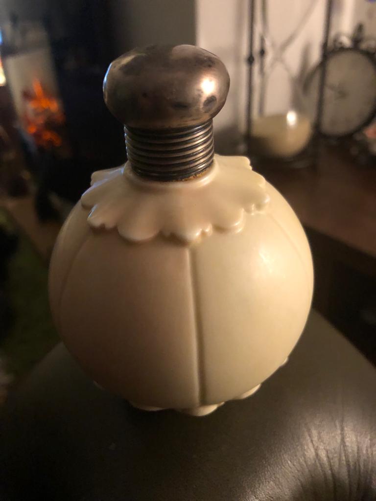 Perfume Bottle? Can’t locate mark. - Locke & Co (Worcester) 3c032910