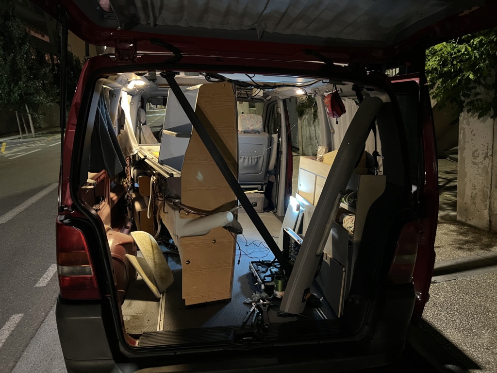 meuble demontage - Comment demonter le meuble Westfalia du viano 7410db10