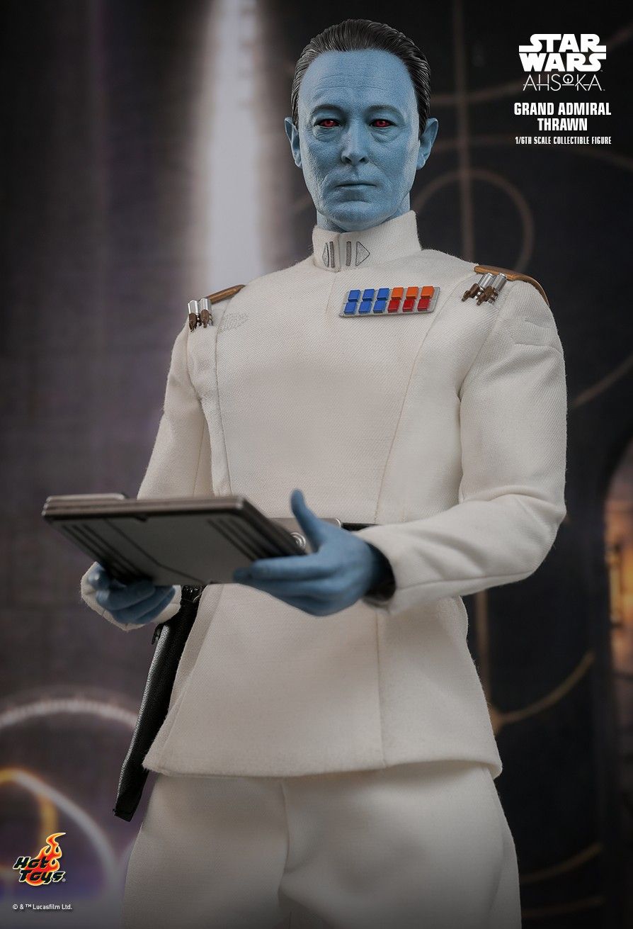 NEW PRODUCT: HOT TOYS: STAR WARS: AHSOKA™ GRAND ADMIRAL THRAWN™ 1/6TH SCALE COLLECTIBLE FIGURE 14101