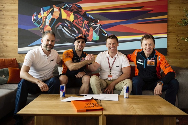 Motopiste - Miguel Oliveira chez Tech3 en Motogp dès 2019 Dca-7810