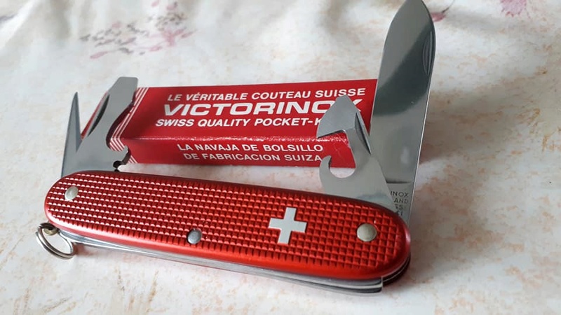 Mes 91mm rouge et ALOX 93 mm ( Victorinox ) -- ( Philippe ) 29572410