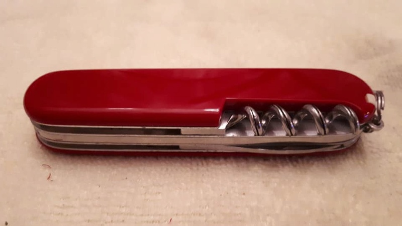 Mes 91mm rouge et ALOX 93 mm ( Victorinox ) -- ( Philippe ) Passen10