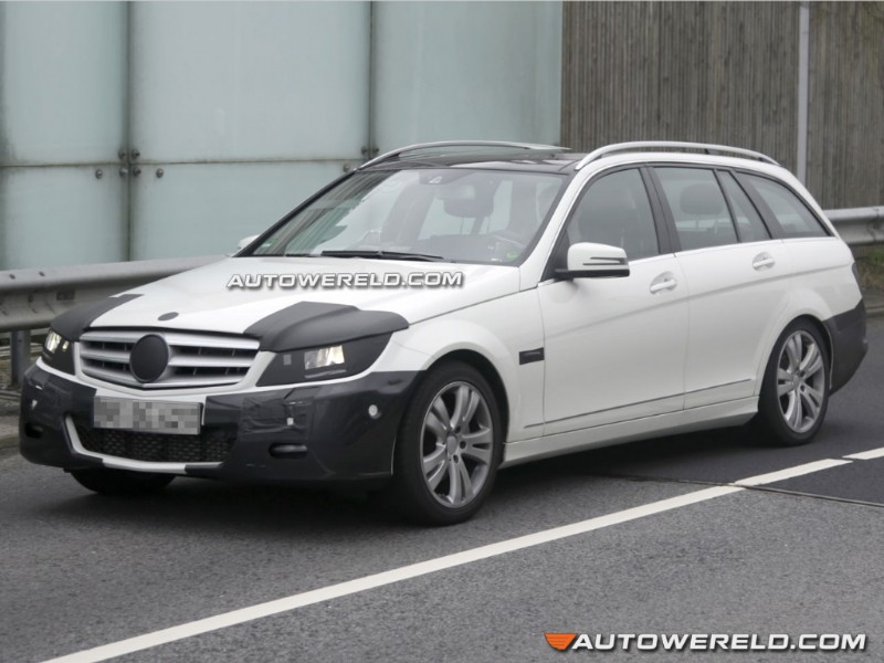 2010 - [Mercedes] Classe C Restylée [W204] - Page 4 03241110