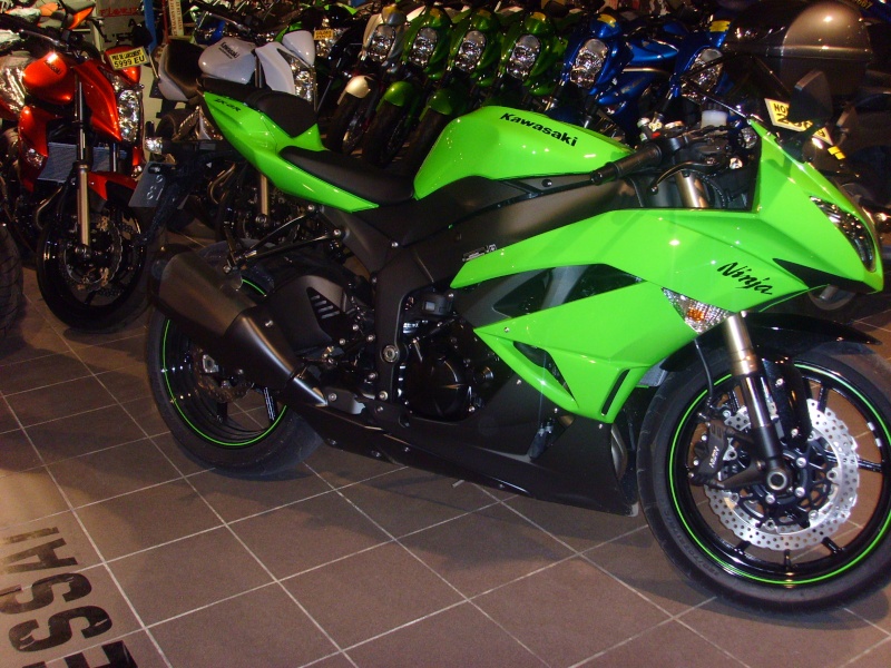 La ZX6R 2009 est là - Page 3 Ssl20611