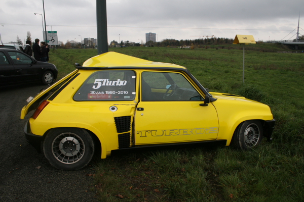 restauration d'une jaune bretonne avant les trente ans - Page 25 B310