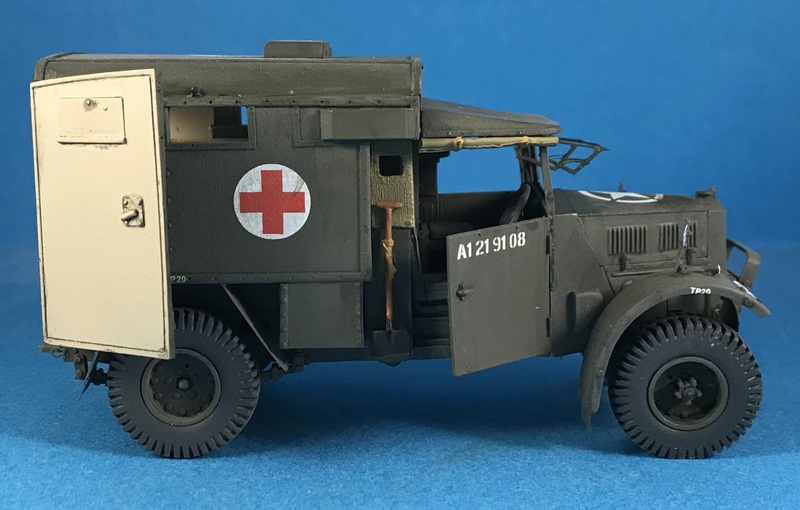Humber FWD Ambulance Accurate Armour 1/35 Img_2914