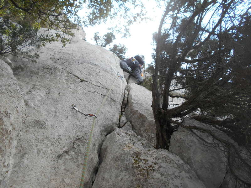 voie d'ambiance montagne Toulonnaise. Destel19