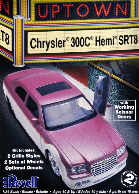Chrysler 300C - 1/25 - AMT/ERTL Revell10