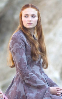 Sophie Turner Alieno14