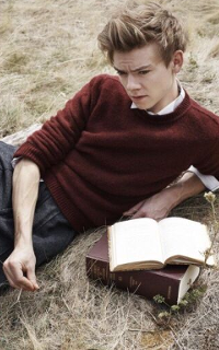 Thomas Brodie-Sangster Thomas19