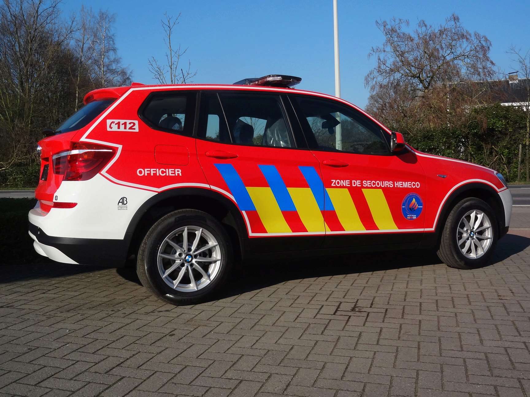 Zone de Secours Hemeco : BMW X3 véhicule officier  27912710