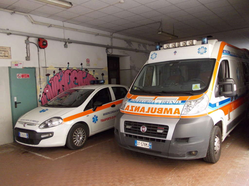 Ambulances italiennes (Ambulanza) Firenz40